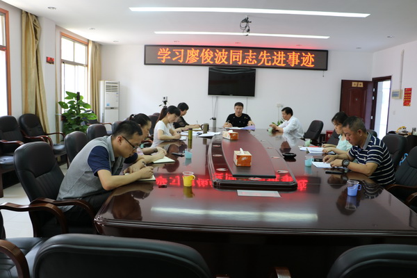 航天学校：学先进 强党性 促发展